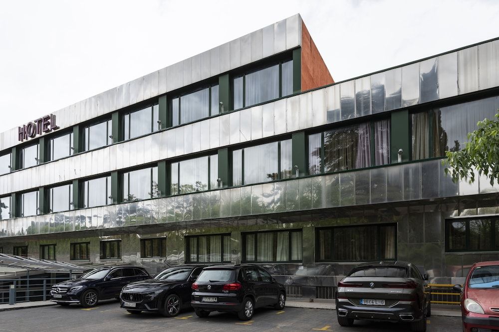 undefined Petit Palace Arturo Soria 5