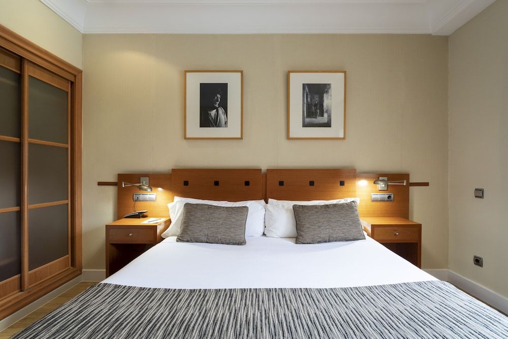 Petit Palace Arturo Soria Standard Double Room 8