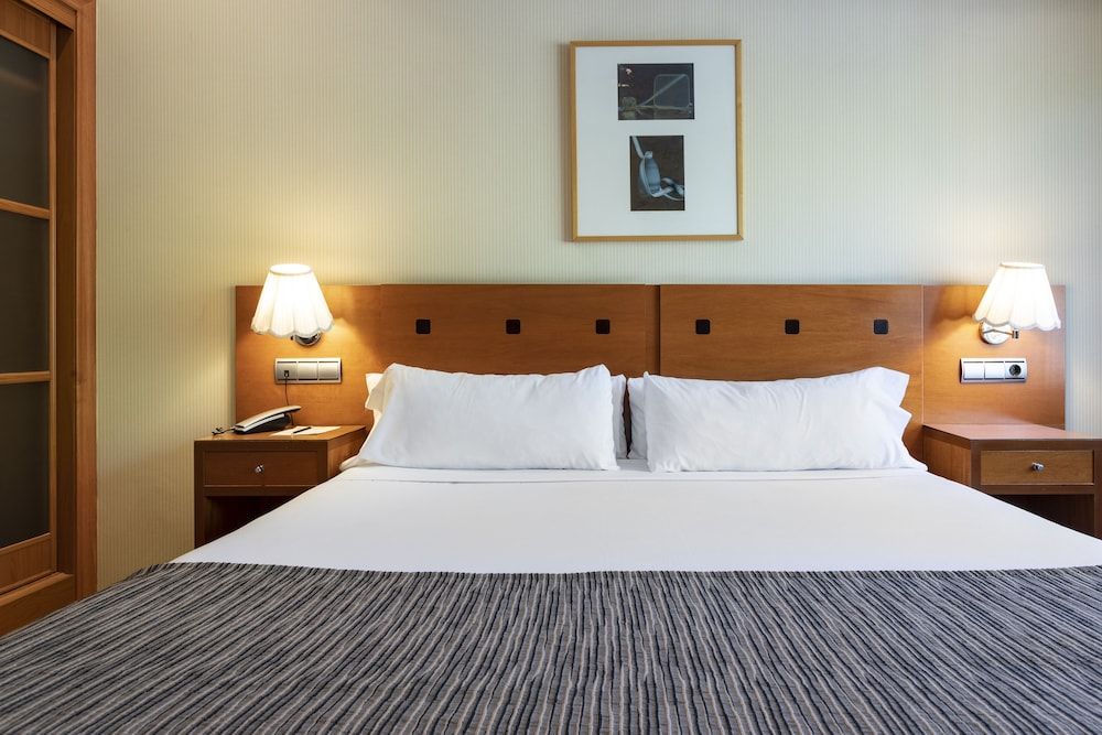 Petit Palace Arturo Soria Standard Double Room 3
