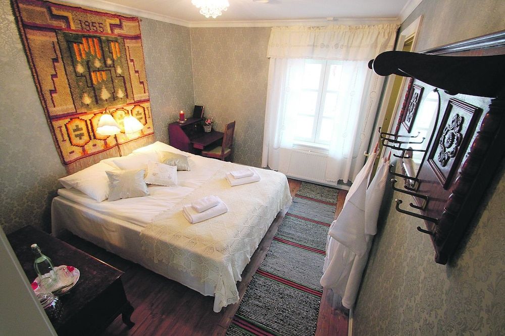 Elves Village Hotel Double or Twin Room 3