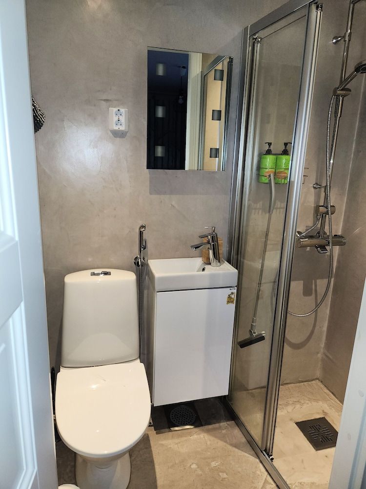 Harmooni Suites Design Studio, 1 Double Bed, City View 2