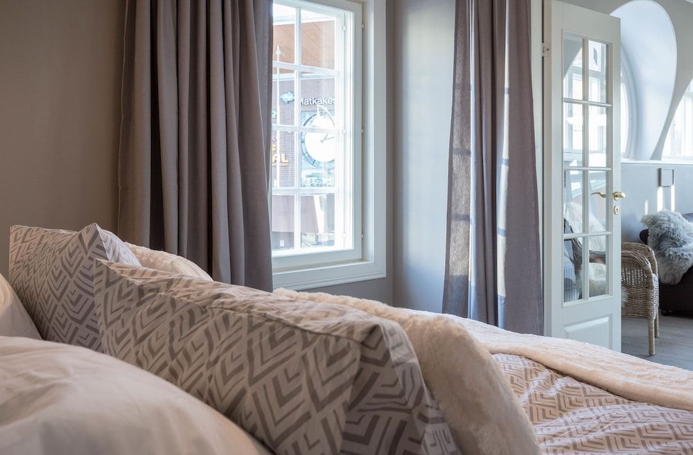 Harmooni Suites Design Suite, 2 Twin Beds, Sauna, City View 4