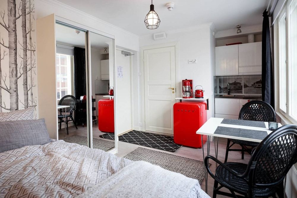 Harmooni Suites Design Studio, 1 Double Bed, City View 3