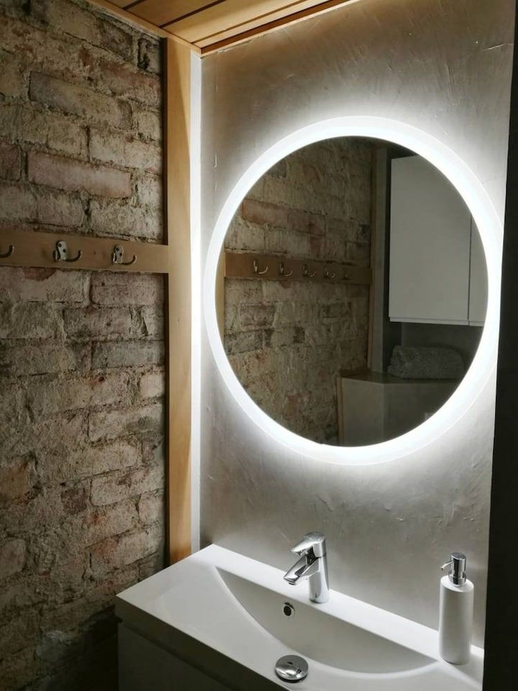 Harmooni Suites Design Suite, 2 Twin Beds, Sauna, City View 5