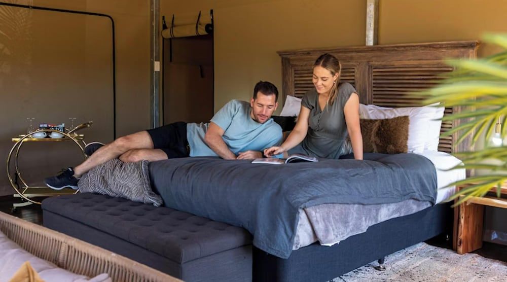 Discovery Resorts - Kings Canyon Glamping Tent - Couple