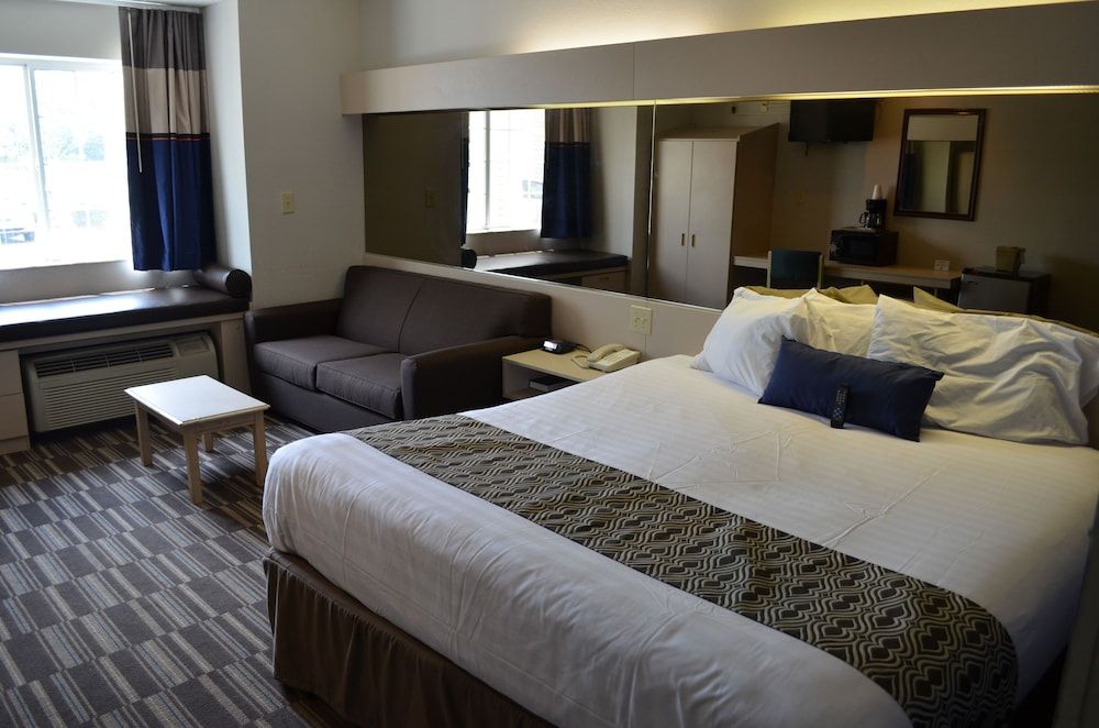 Room, 1 Queen Bed, Smoking