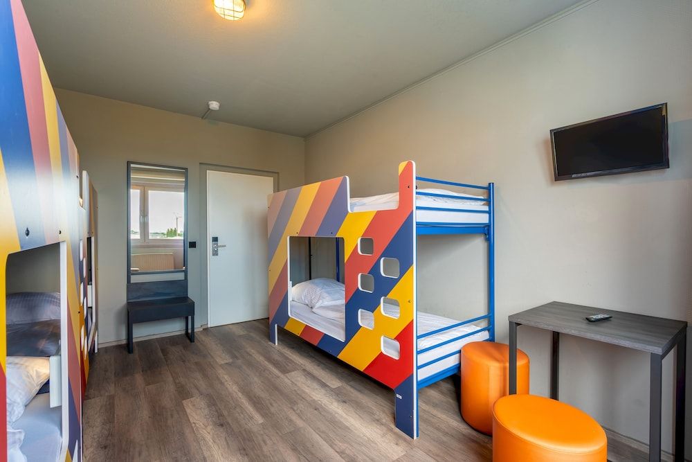 undefined a&o Berlin Kolumbus