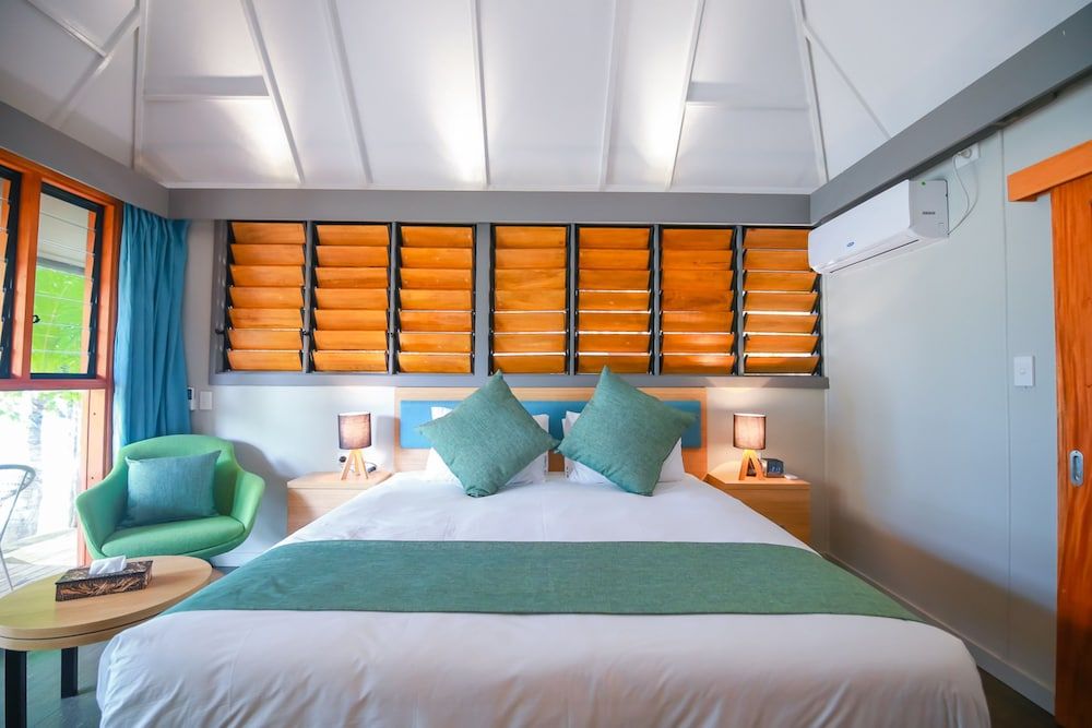 Serenity Island Resort Beachfront Bure 2