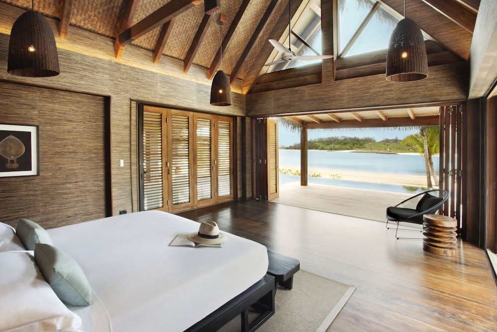 Four Bedroom Beachfront Pool Residence