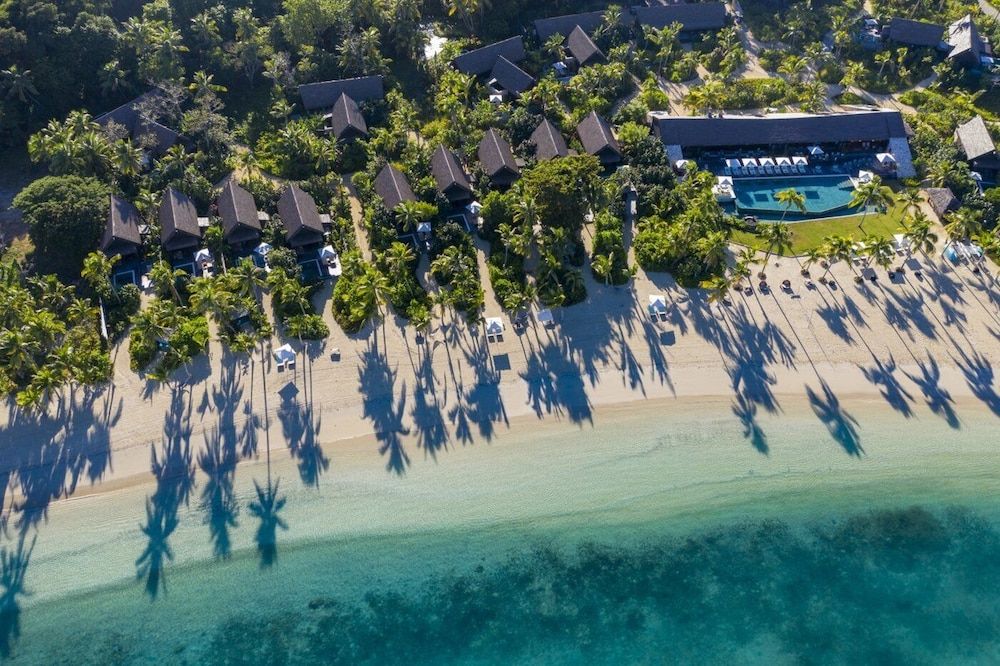 Beachfront Pool Villa