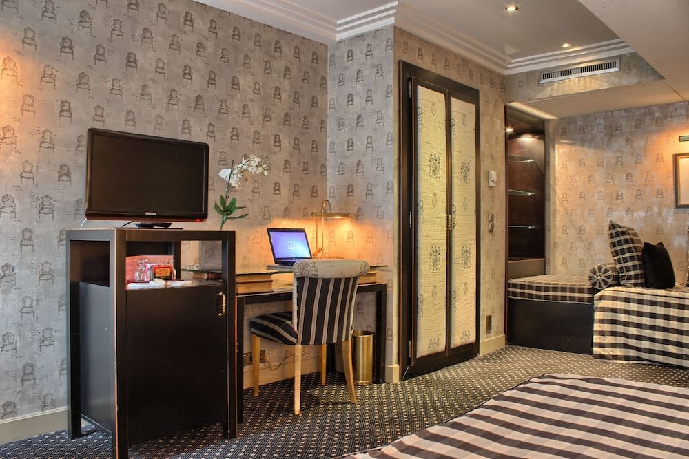 Villa Lutece Port Royal Standard Twin Room 3