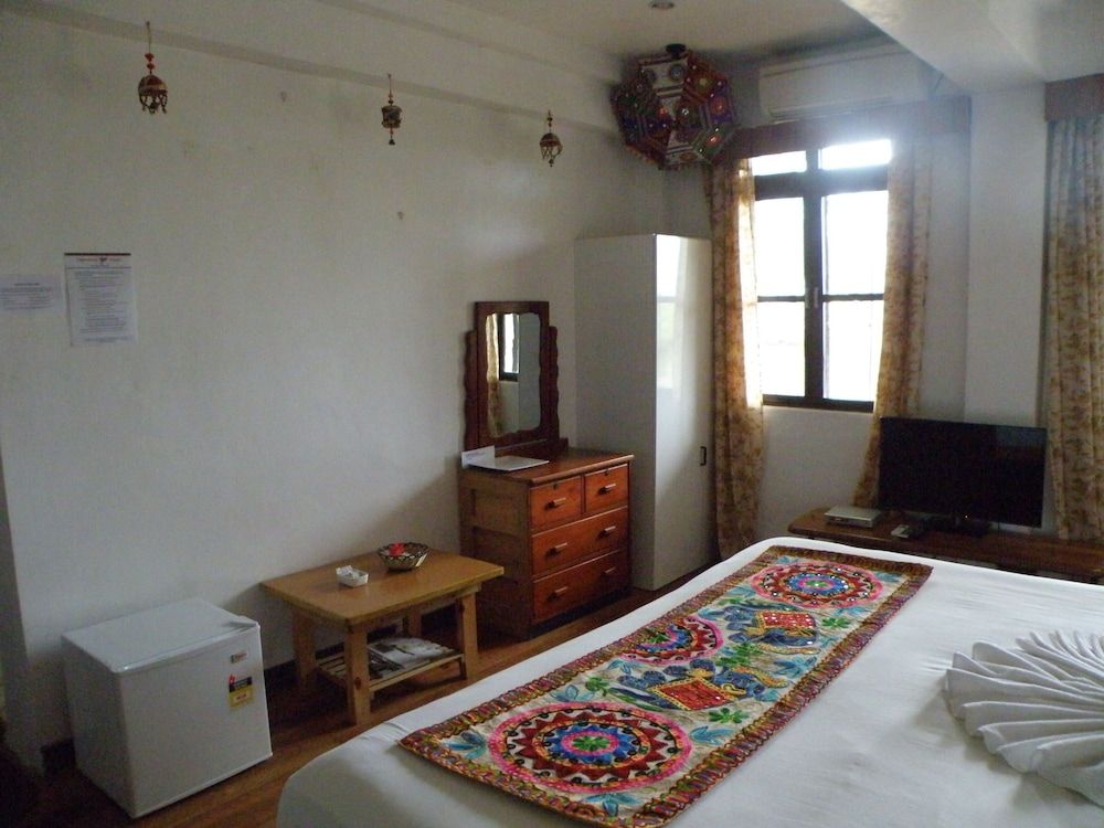 Tagimoucia House Hotel Family Room 6