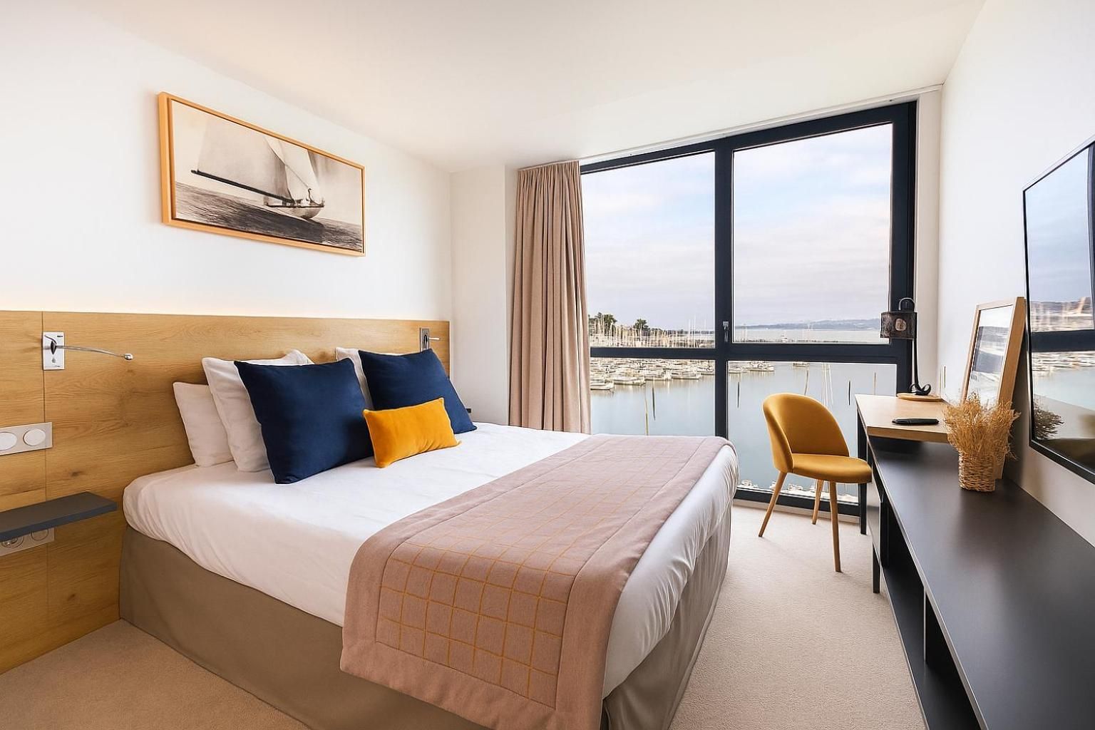 Comfort Double Room with Sea View
