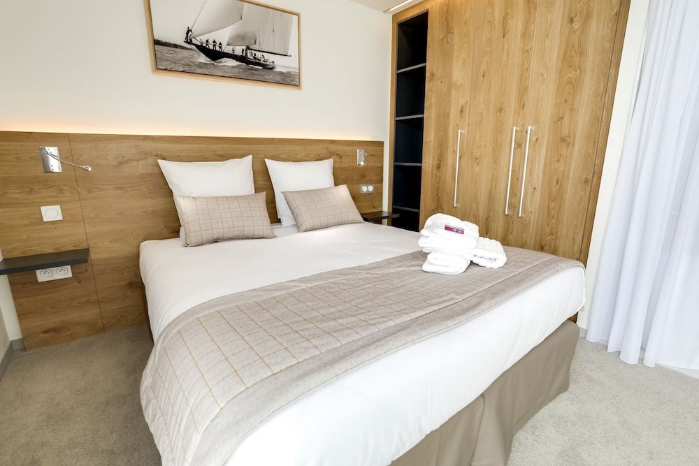Comfort Room, Sea Facing