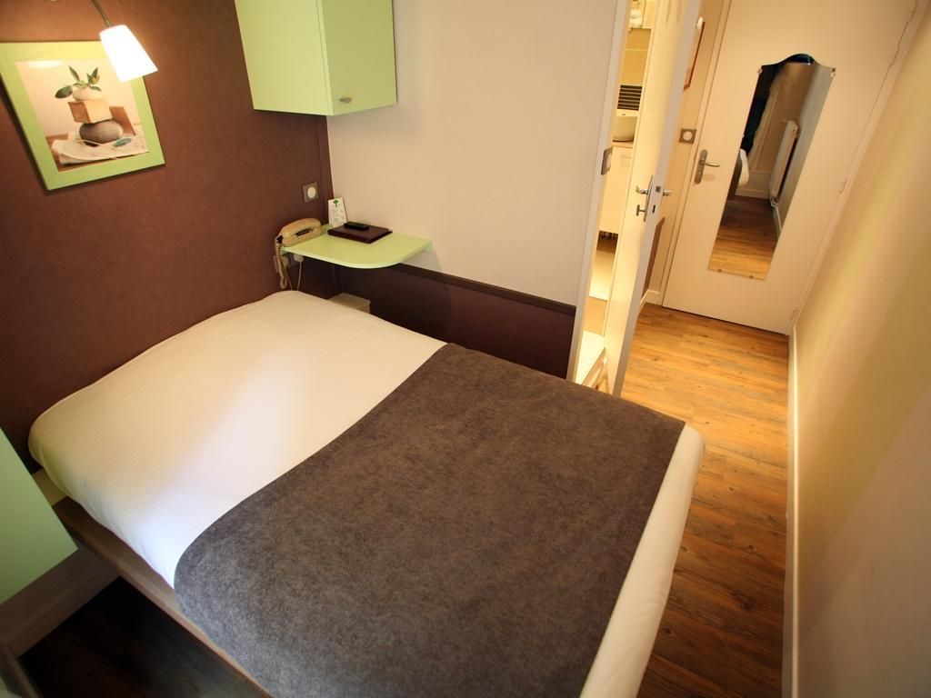 Classic Single Room