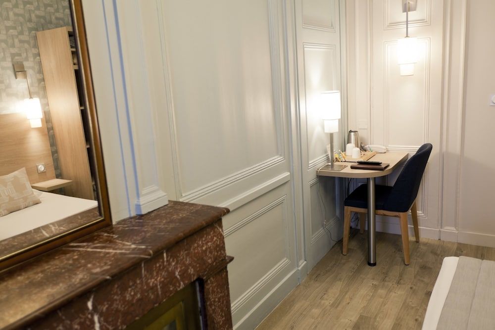 undefined Hôtel du Dauphin 10
