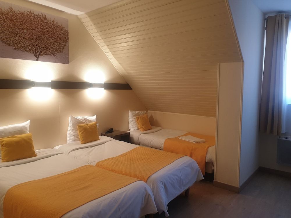 Comfort Triple Room