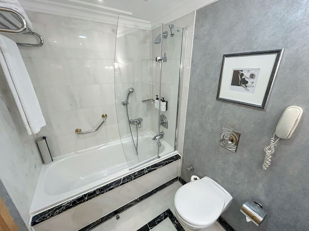 InterContinental Istanbul by IHG Classic Room 11