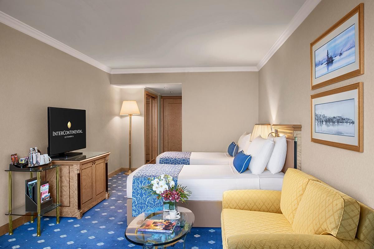 2 Twin Classic Sea View
