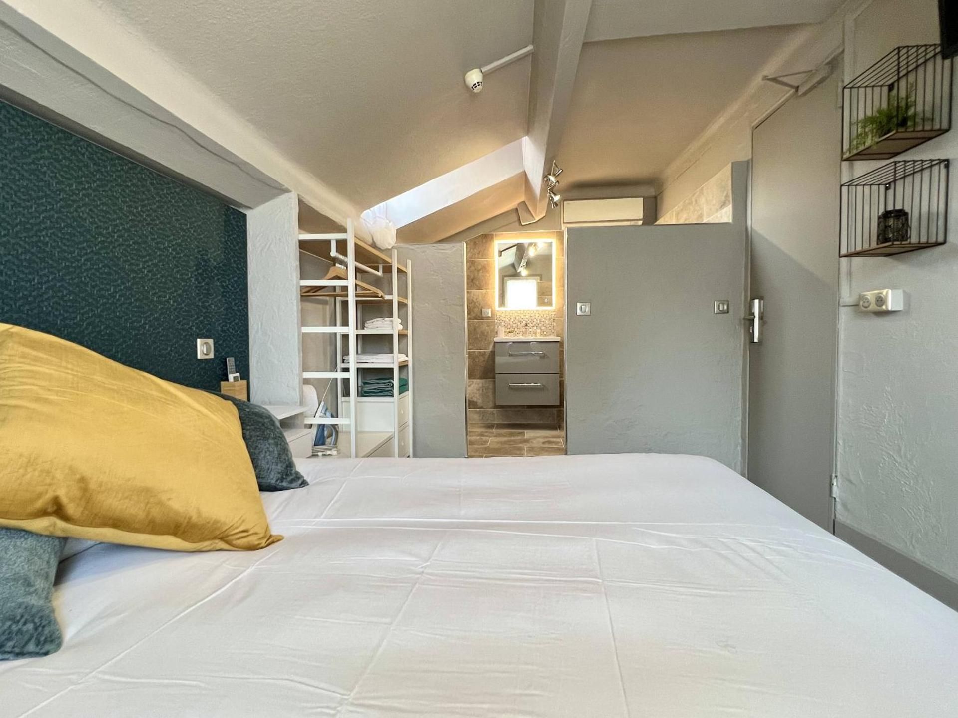 Queen Room with Sea View