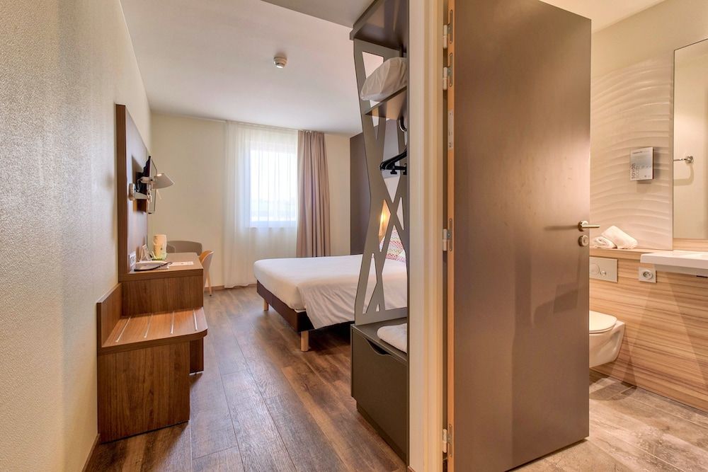 Standard Room, 1 Double Bed