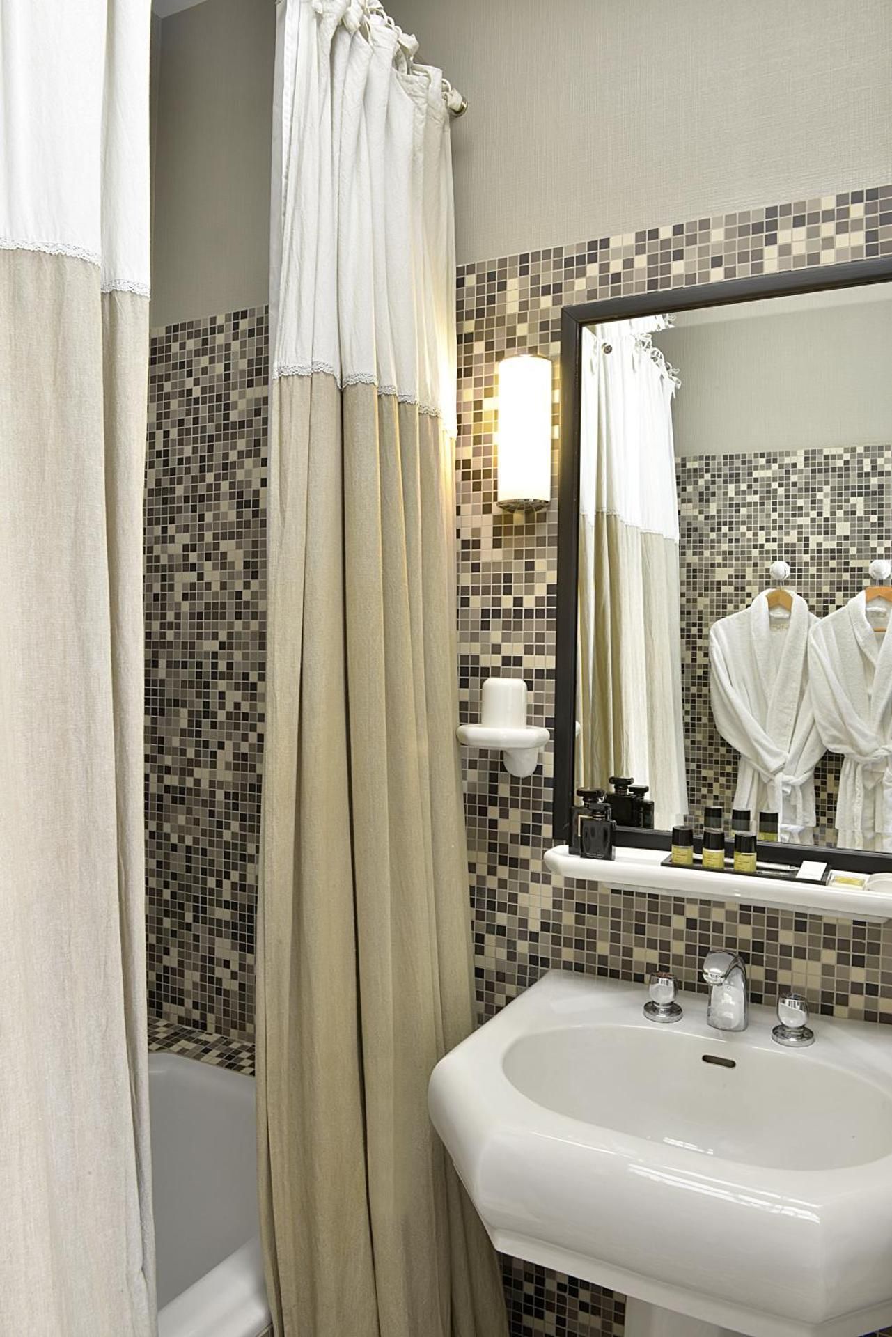 Elegance Twin Room