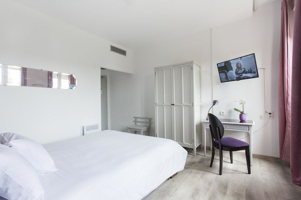 Hôtel d'Angleterre Standard Double Room 4