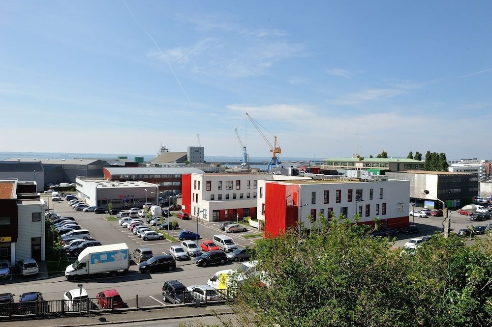 Appart Cosy Brest vue mer Apartment, Private Bathroom, Sea View 6