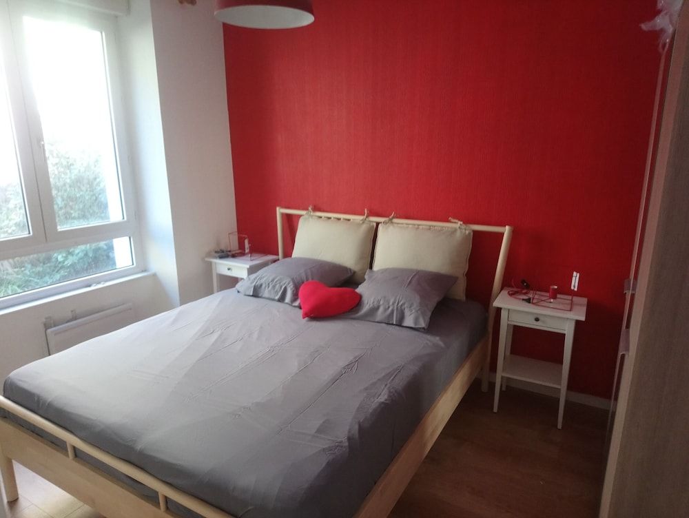 Appart Cosy Brest vue mer Apartment, Private Bathroom, Sea View 2