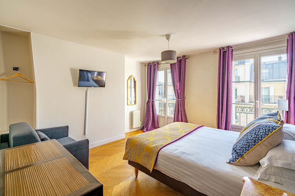 Apartments du Louvre - Le Marais Apartment (So Chic) 8