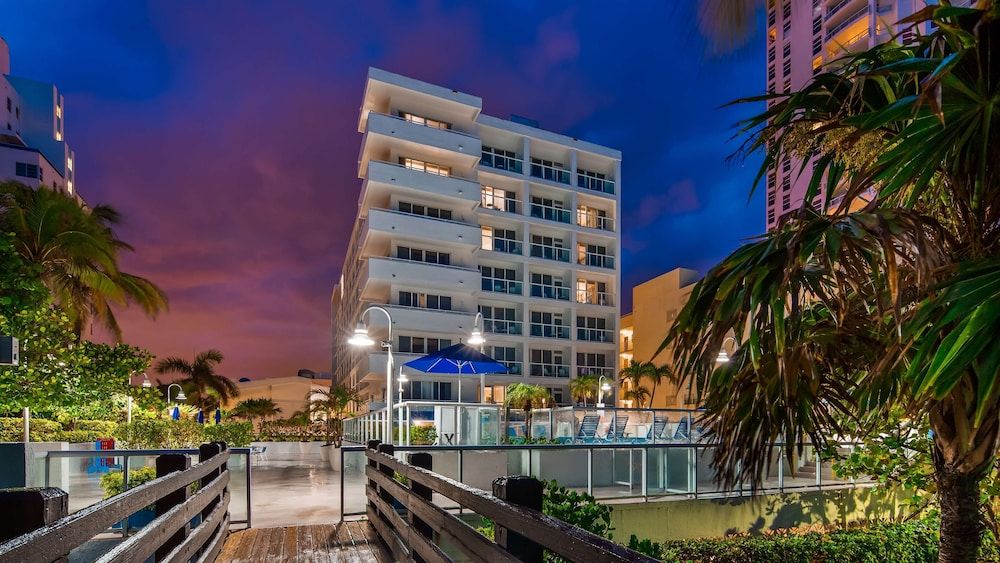 undefined Best Western Plus Atlantic Beach Resort 2