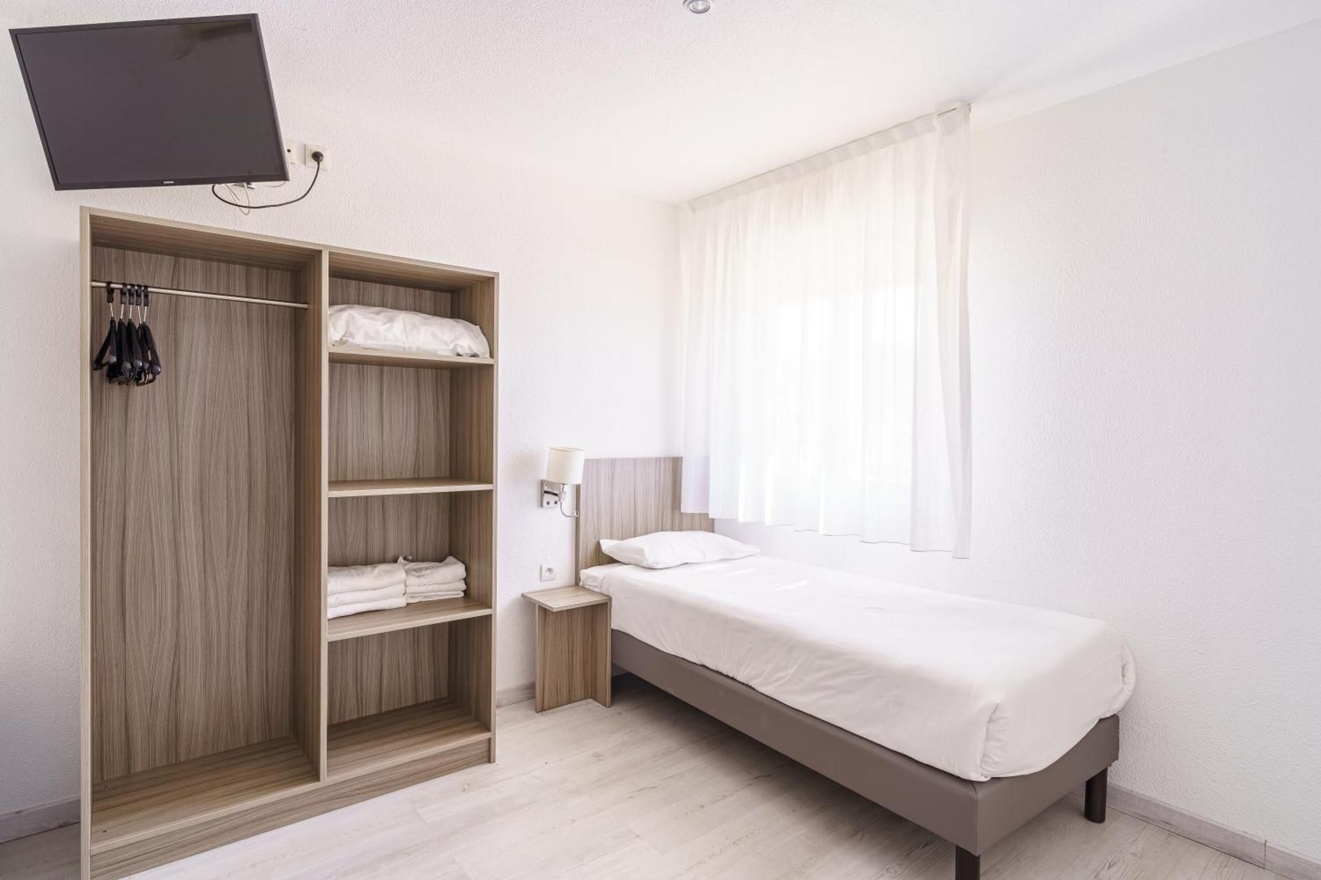 Brit Hotel Confort Manosque Cadarache Family Room