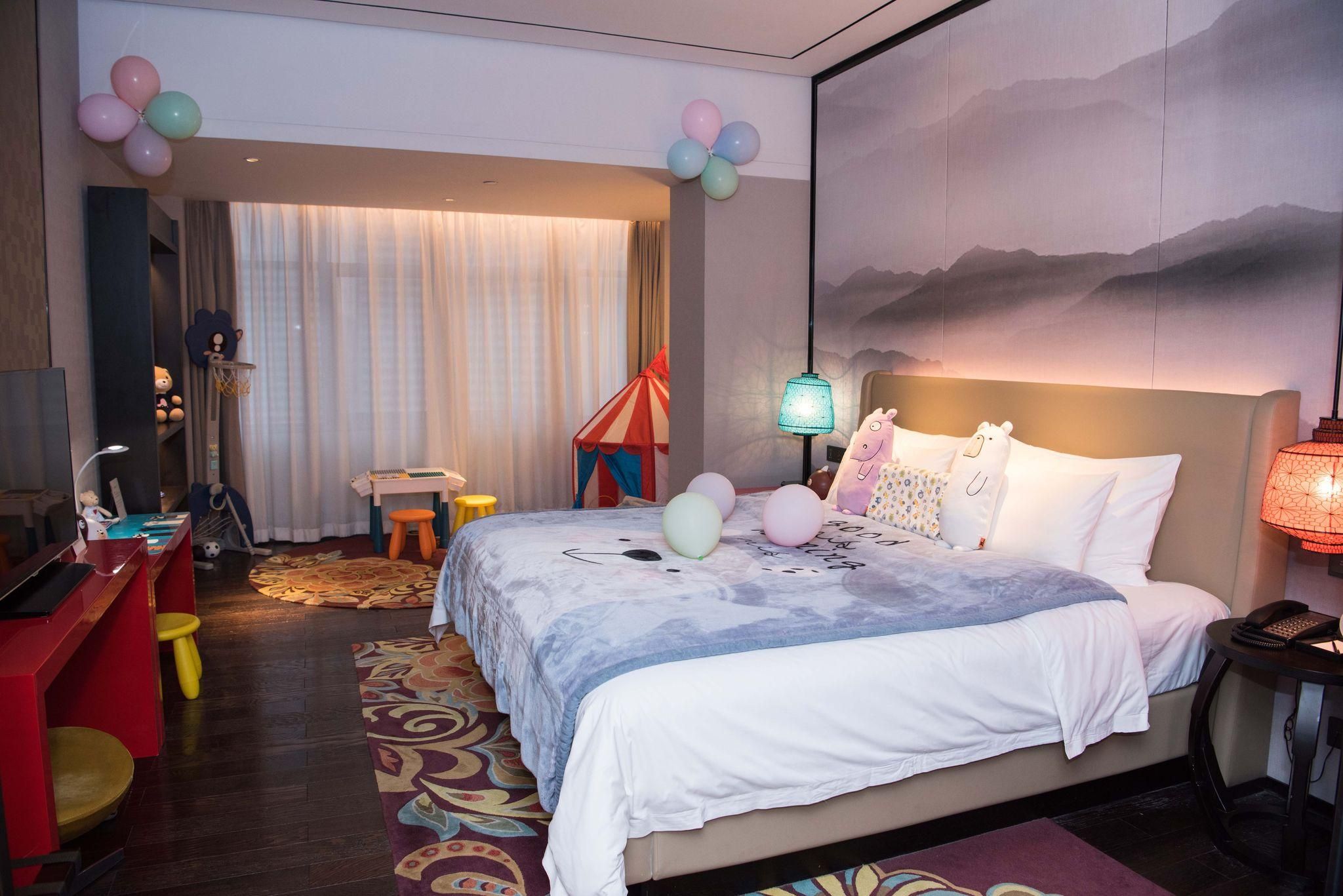 Deluxe Family Double Room