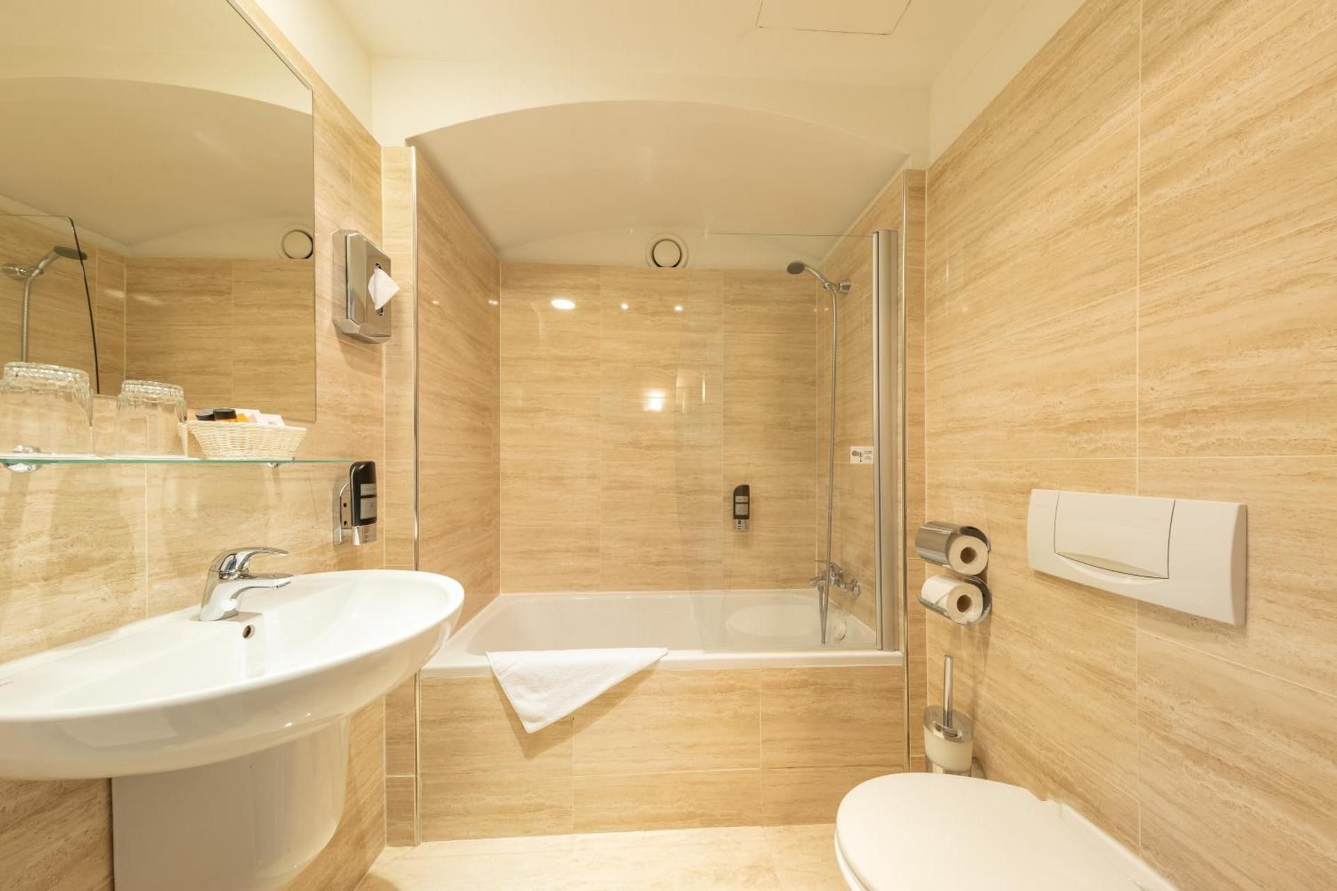 undefined Hotel Elite Prague 5