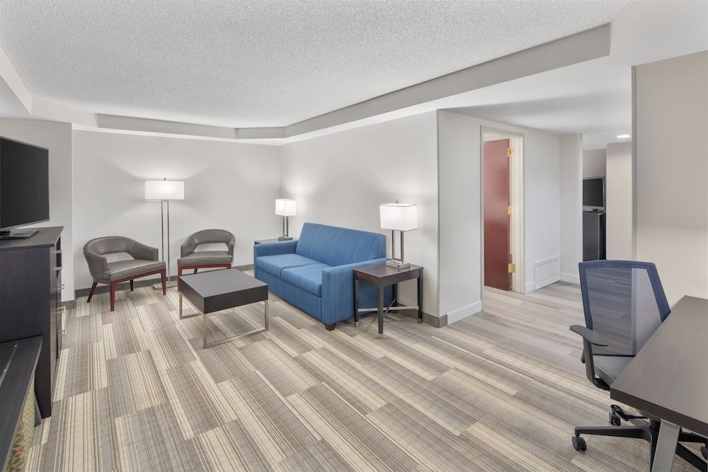 Suite, 1 Bedroom, Jetted Tub