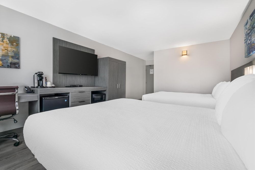 Standard Room, 2 Queen Beds, Non Smoking