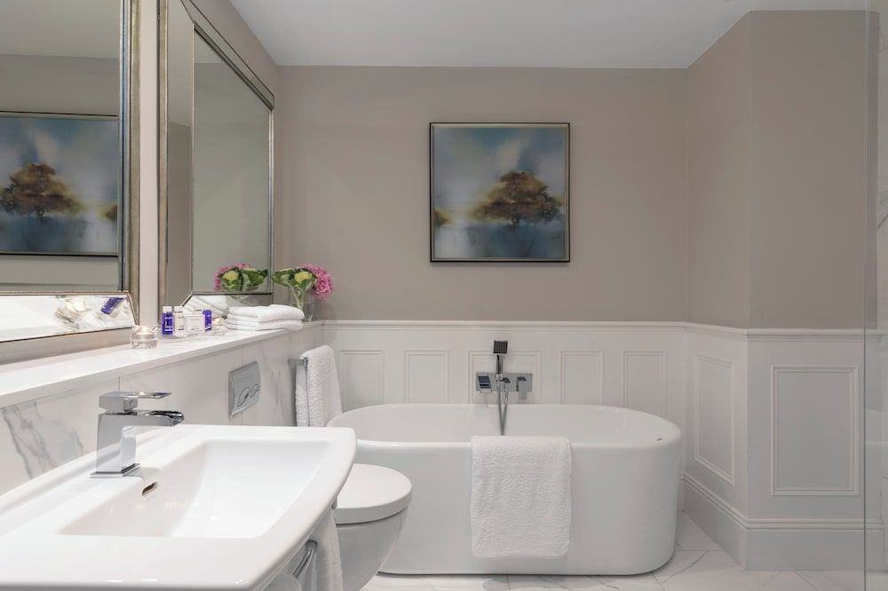 Junior Suite, 1 King Bed