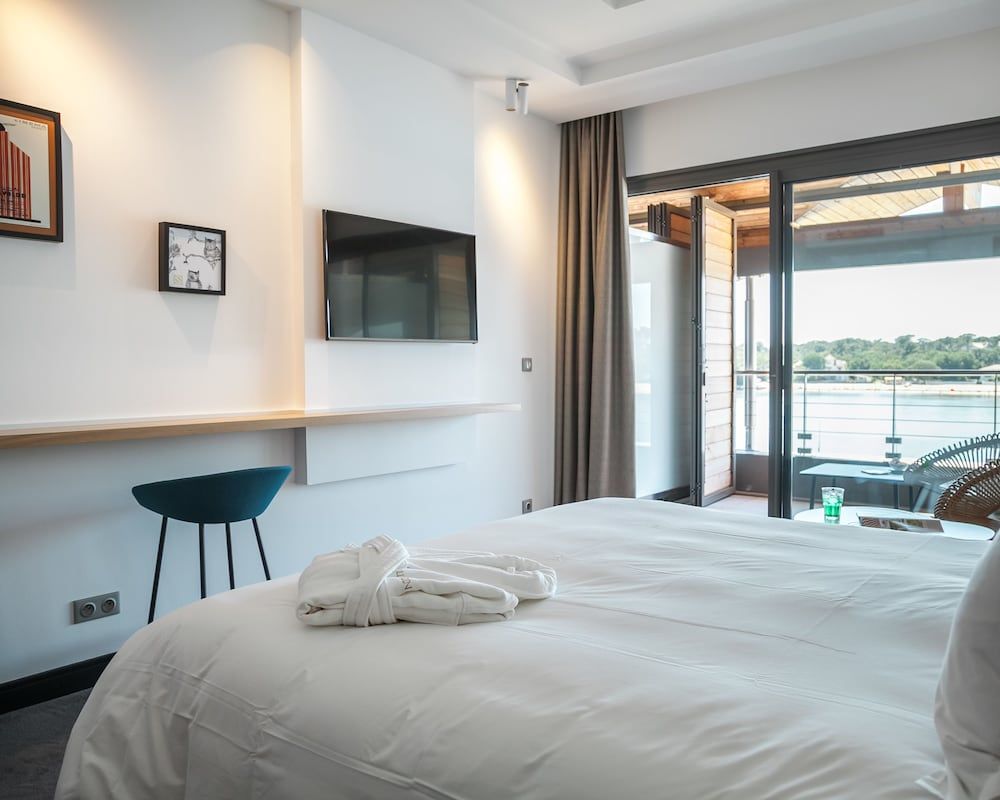 Superior Double Room (Seren)
