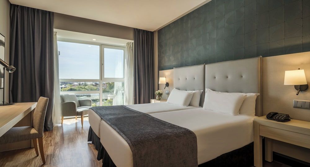 Hotel ILUNION Pio XII Double Room 2