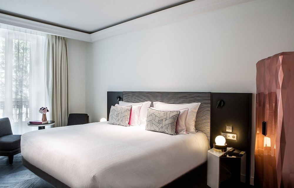 Fauchon L'Hotel Paris Classic Double or Twin Room