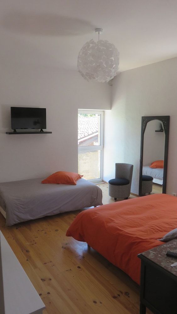 Room (La Lavandière)