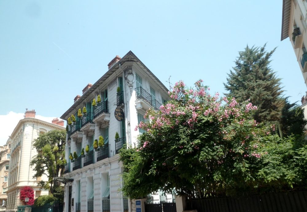 undefined Villa Rivoli 8