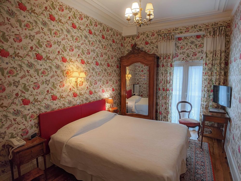 Classic Single Room