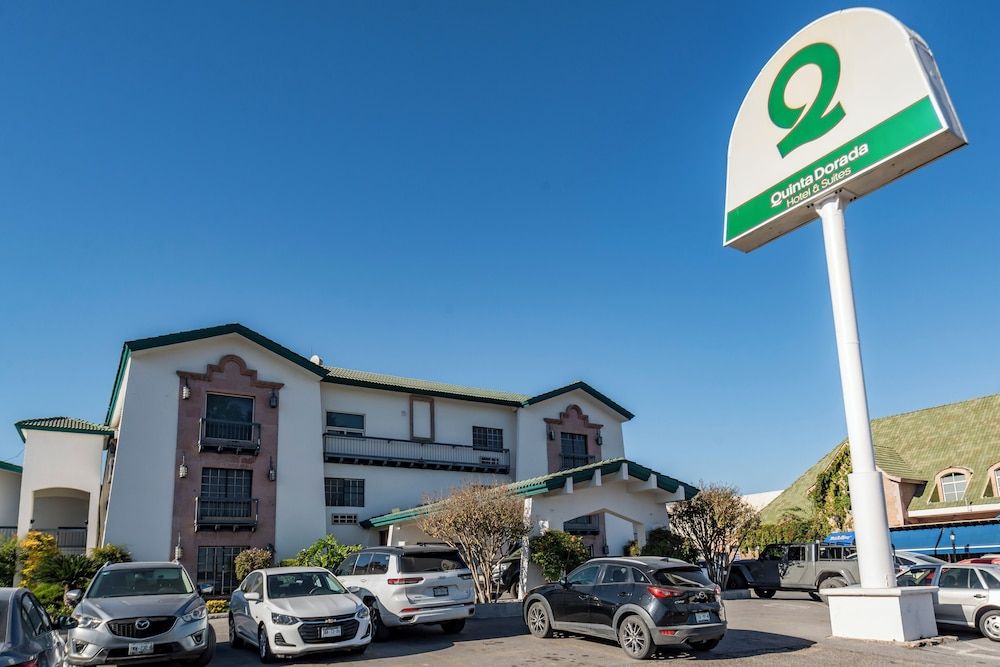 undefined Quinta Dorada Hotel and Suites 4