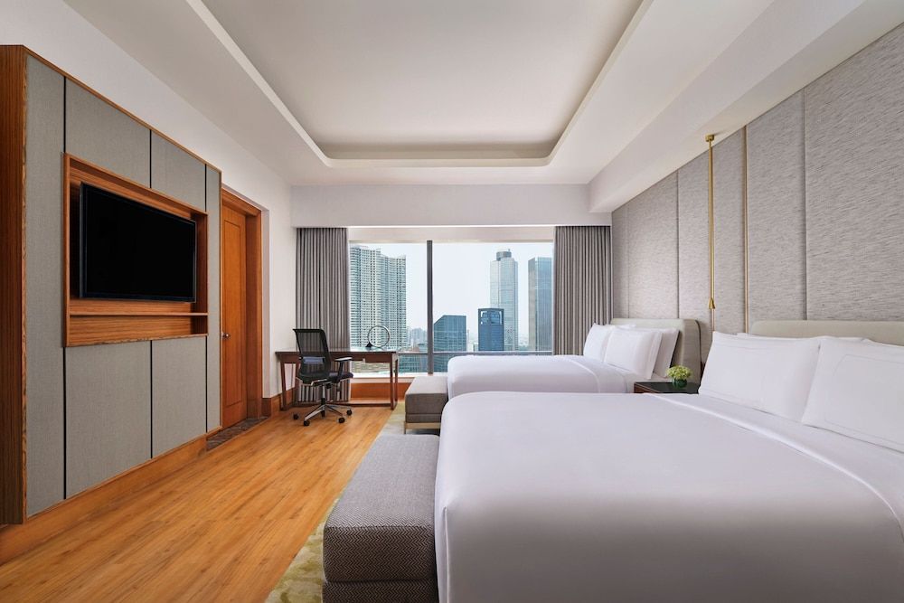 The Ritz-Carlton Jakarta, Mega Kuningan Grand Room, Multiple Beds