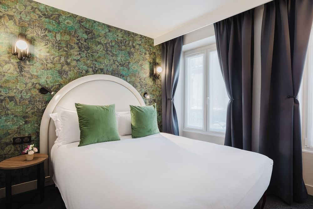 undefined Prince Albert Opera 2