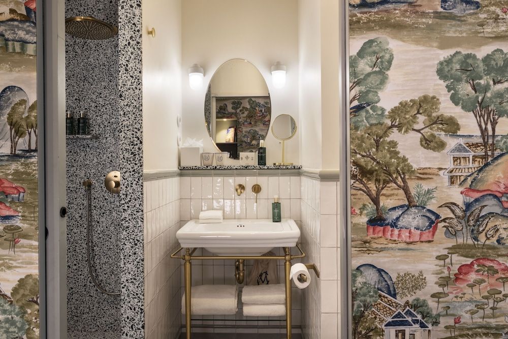 Hotel Monte Cristo Classic Room 6