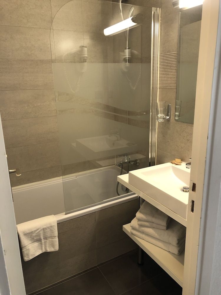 Ligure Cannes Standard Double Room 3