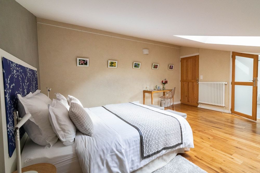 Clos des Moulins Comfort Double Room, Ensuite (Capucine-2e étage) 2