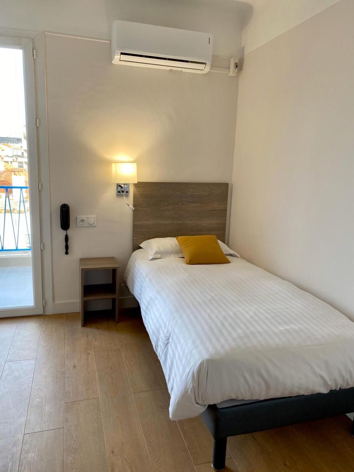 Budget Single Room